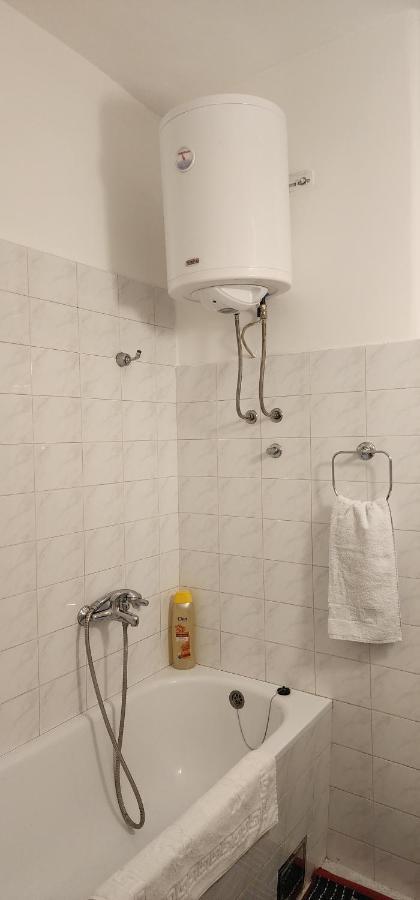 Red Clay Hilandarska Apartment Белград Екстериор снимка